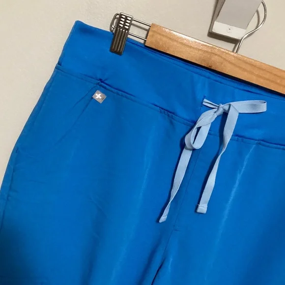 Figs Vibrant Blue Scrub Pants High Waisted Zamora Joggers Women’s Size Large - Picture 9 of 16